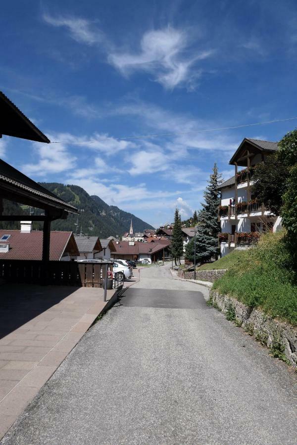 Apartments Casa Metz Santa Cristina Val Gardena Exterior photo