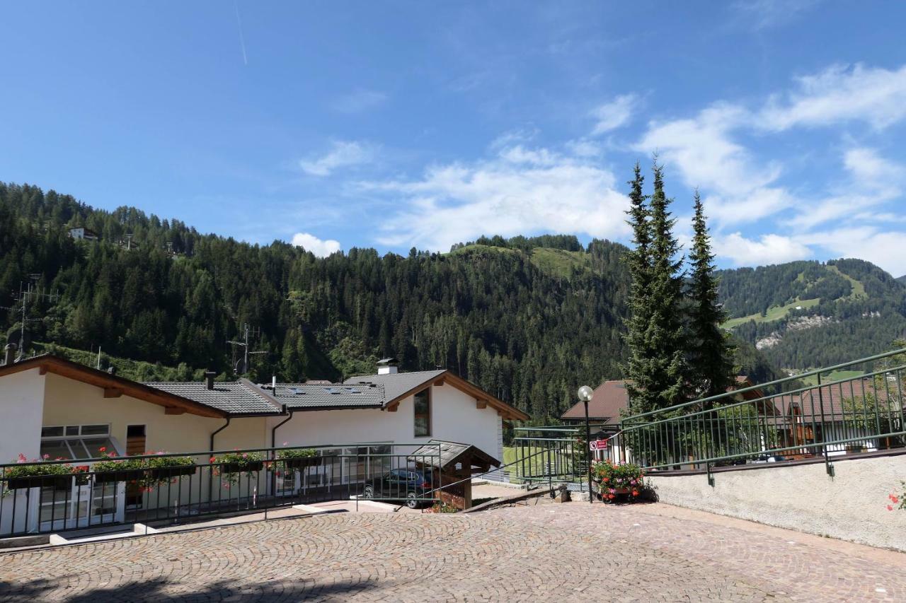Apartments Casa Metz Santa Cristina Val Gardena Exterior photo
